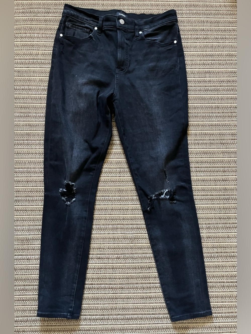 Express Black Skinny High Rise Jeans with Knee Rips